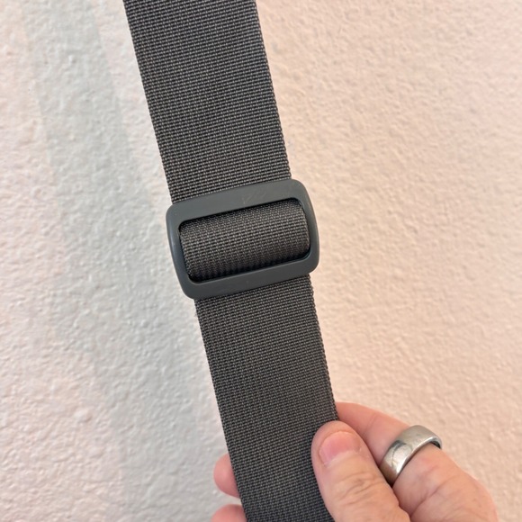 Cath Kidston London Paisley Rose Oil Cloth Weekend‎ Travel Bag Shoulder Strap - Picture 8 of 12